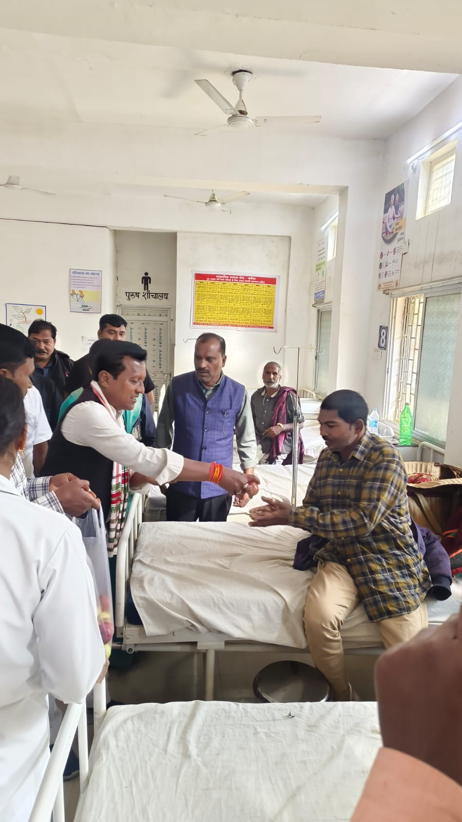 सांसद श्री राधेश्याम राठिया ने बगीचा के सामुदायिक स्वास्थ्य केंद्र का किया निरीक्षण ,मरीजों को बेहतर स्वास्थ्य सुविधाएं उपलब्ध कराने के दिए निर्देश&nbsp;