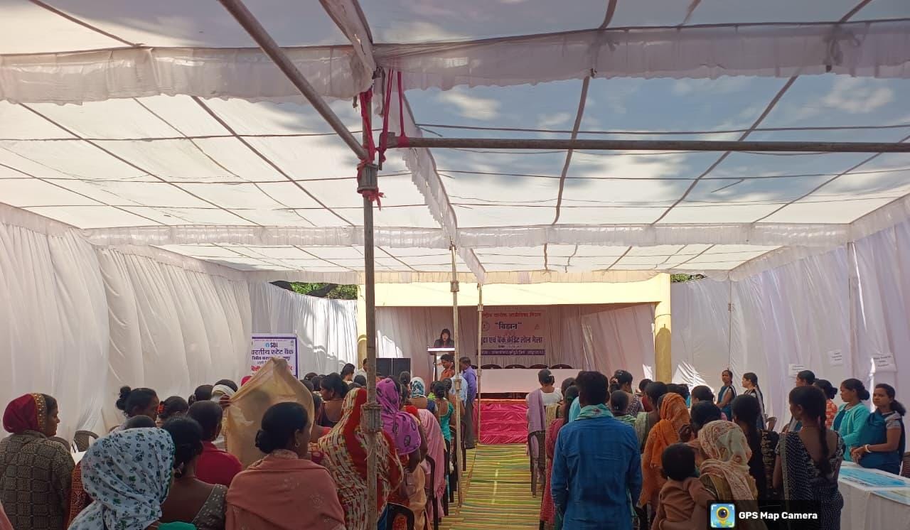 कुनकुरी में आयोजित मुद्रा एवं बैंक क्रेडिट मेला में 92 महिला समूहों को 2.53 करोड़ के बैंक लोन स्वीकृत
