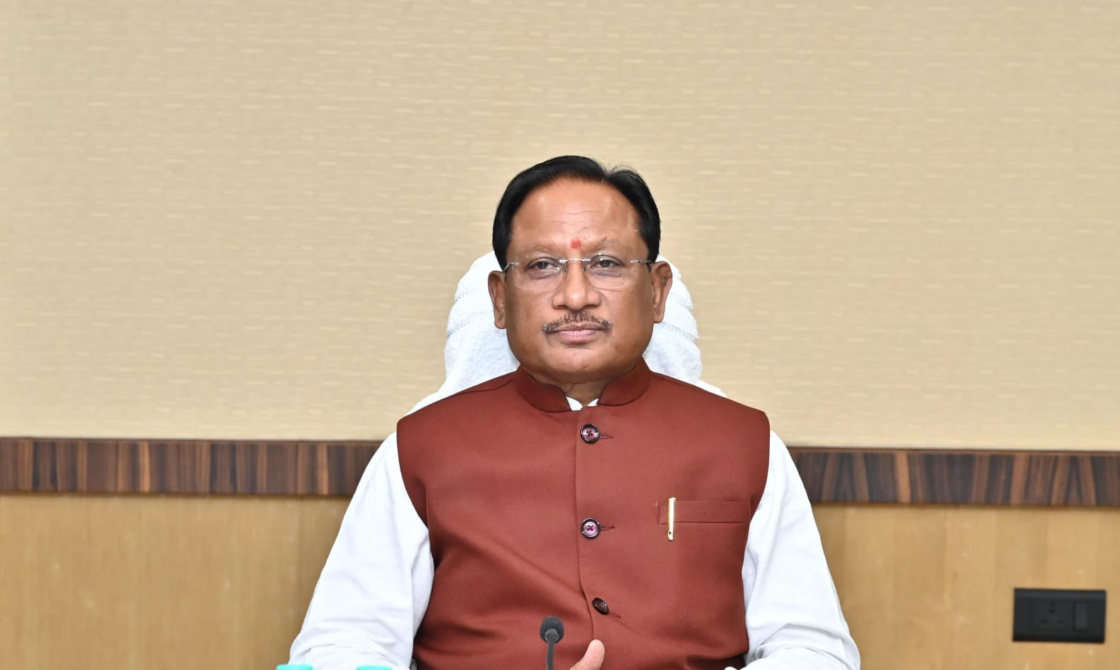 मुख्यमंत्री श्री विष्णु देव साय की पहल से जशपुर केवसराईटोली को मिला नया ट्रांसफार्मर,ग्रामीणों को लो वोल्टेज की समस्या से मिलेगी निजात