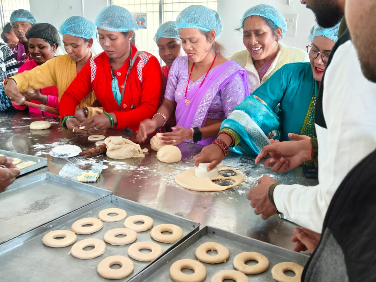 निफ्टम पहल से गांवों में बढ़ी प्रोसेसिंग की ताकत,महुआ सेंटर ऑफ एक्सीलेंस में समूह की महिलाओं को मिली ट्रेनिंग