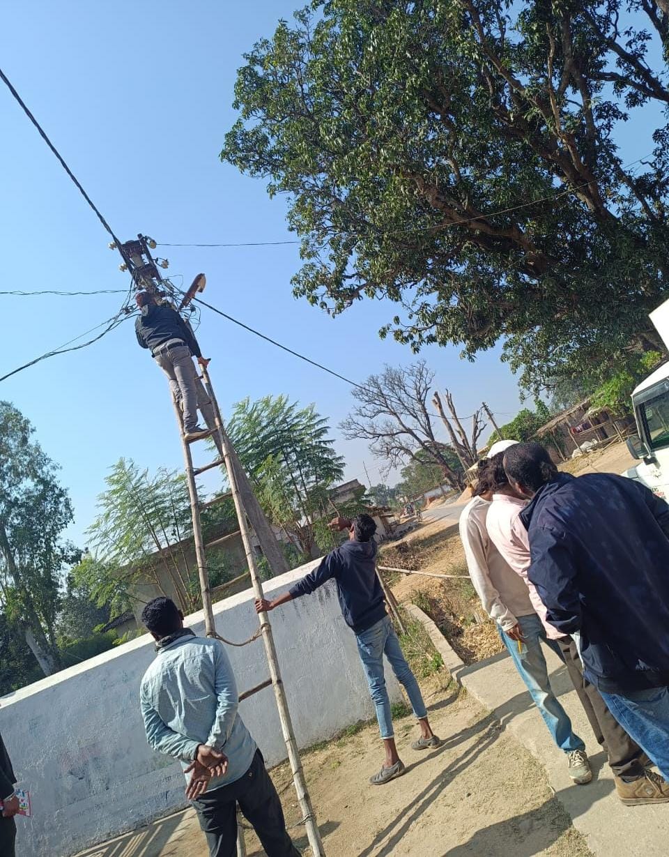 विद्युत विभाग का बड़ा एक्शन:बकायादारों के विरुद्ध सख्त कार्रवाई की शुरुआत,88 बकायादारों के काटे गए कनेक्शन
