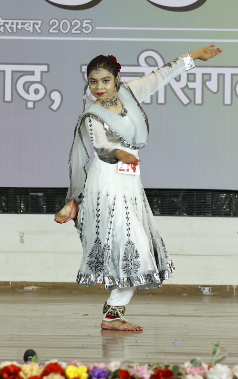 देशभर के प्रतिभागियों को पछाड़ते हुए समृद्धि मेहर ने मधु गुंजन डांस प्रतियोगिता में क्लासिकल कथक सोलो में हासिल किया विजेता का खिताब