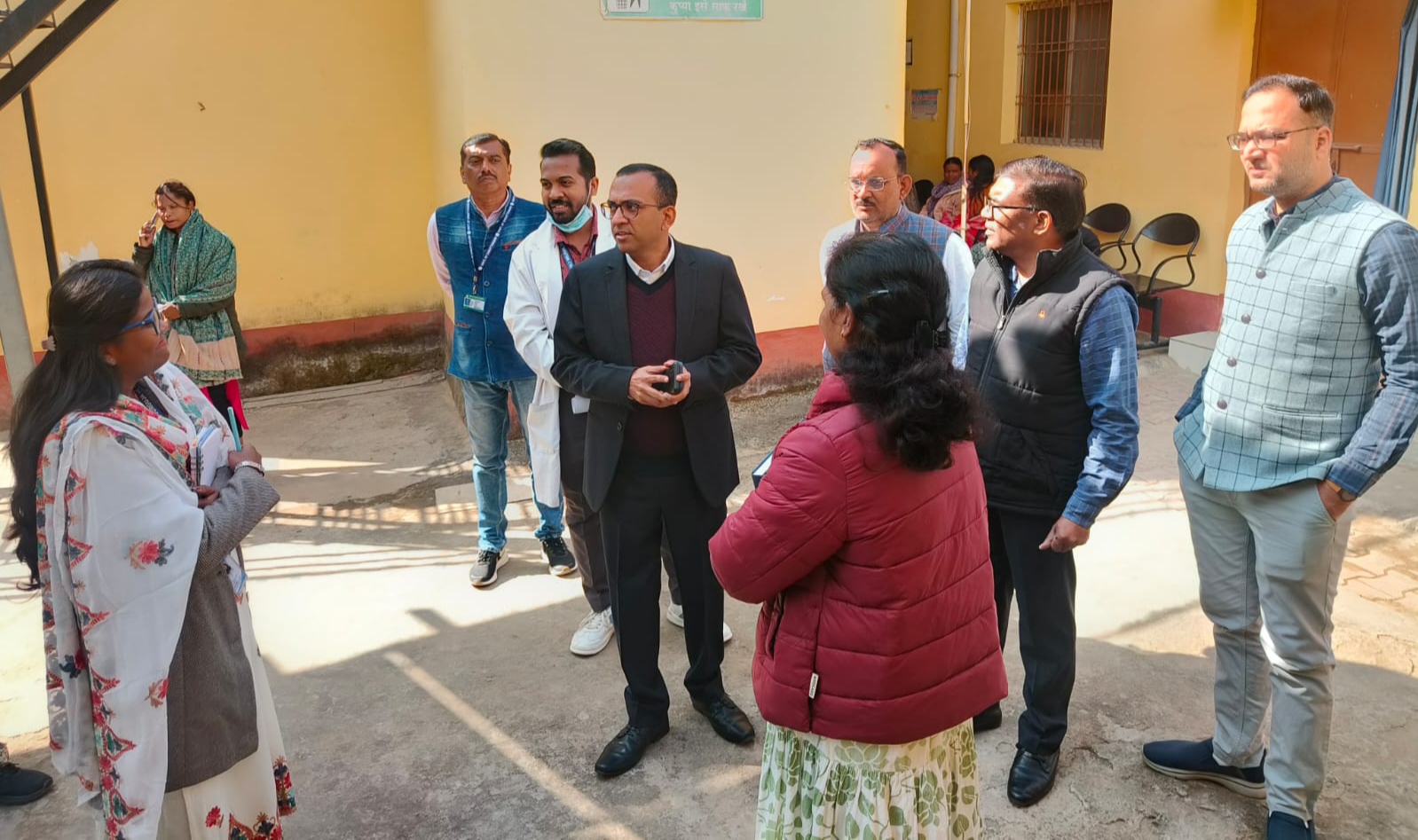 शिक्षा और स्वास्थ्य व्यवस्थाओं की गुणवत्ता परखने कलेक्टर अजीत वसंत का सघन निरीक्षण, नवापारा शहरी सामुदायिक स्वास्थ्य केन्द्र से लेकर घुमन्तु छात्रावासों तक व्यवस्थाओं की हुई बारीकी से समीक्षा