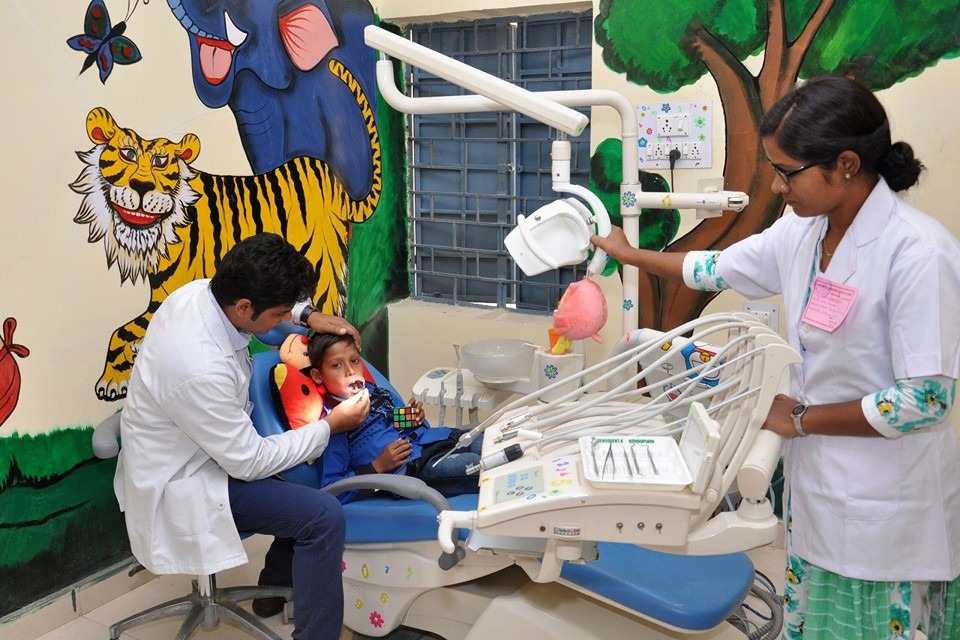 जतन बना विशेष बच्चों के लिए संबल, डीईआईसी रायगढ़ से बदली हजारों जिंदगियां,प्ले-स्कूल जैसे वातावरण में स्वास्थ्य सेवाओं का अनूठा मॉडल