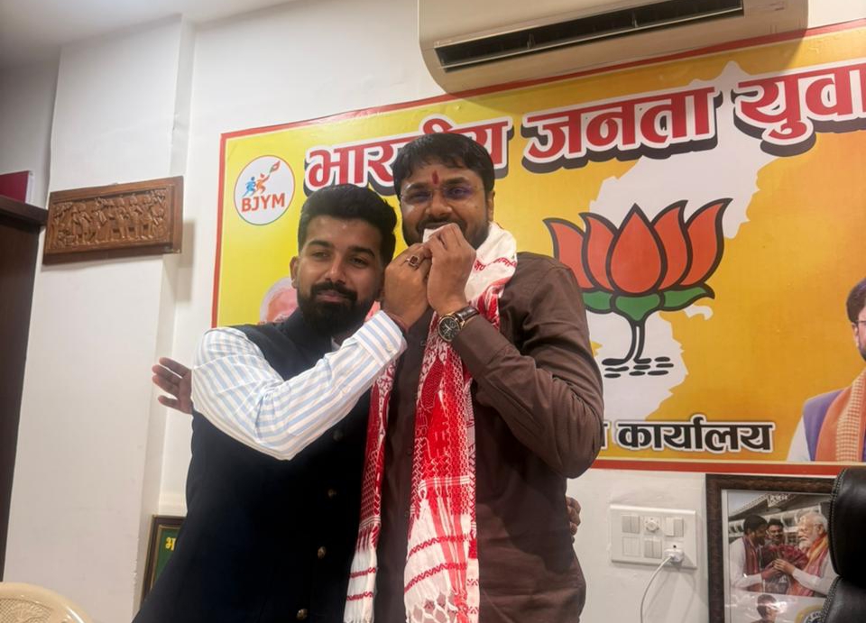 भाजयुमो के जिलाध्यक्ष विजय आदित्य ने की प्रदेश अध्यक्ष राहुल योगराज से मुलाकात, संगठन को मजबूत करने का जताया संकल्प - शीर्ष नेतृत्व के मार्गदर्शन में युवा मोर्चा को नई ऊंचाइयों तक ले जाने का जताया भरोसा