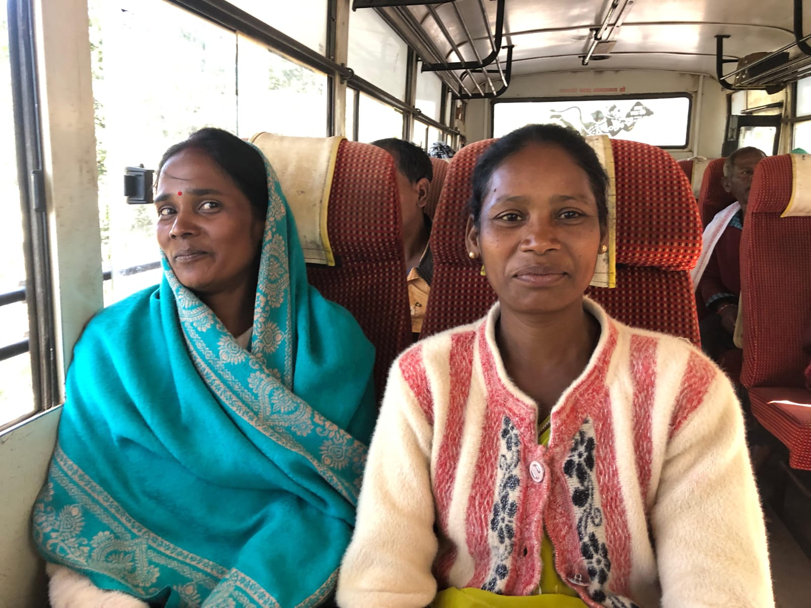 दूरस्थ गांवों तक पहुंची विकास की सवारी: मुख्यमंत्री ग्रामीण बस योजना से स्वास्थ्य, शिक्षा और बाजार तक आसान हुई पहुंच