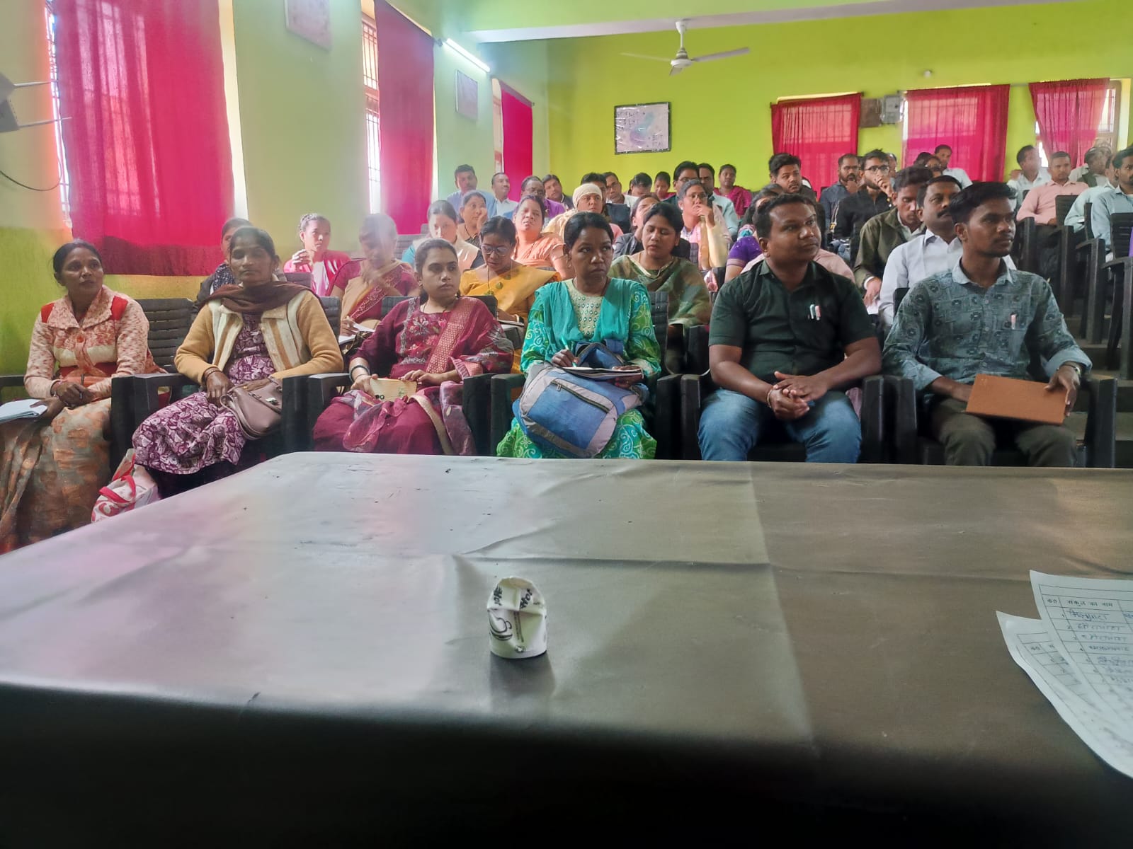 नॉमिनल रोल, केंद्र व्यवस्था और छात्रों की तैयारी पर विशेष फोकस,कक्षा 5वीं एवं 8वीं की केंद्रीकृत परीक्षा को लेकर जिला स्तरीय समीक्षा बैठक संपन्न
