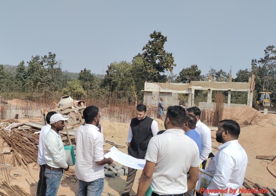 तमनार जल समूह योजना में किसी भी प्रकार की लापरवाही बर्दाश्त नहीं&mdash;कलेक्टर ने अधिकारियों और ठेकेदारों को चेताया, तय समय-सीमा में कार्य पूर्ण कर ग्रामीणों को लाभ पहुंचाने पर दिया जोर