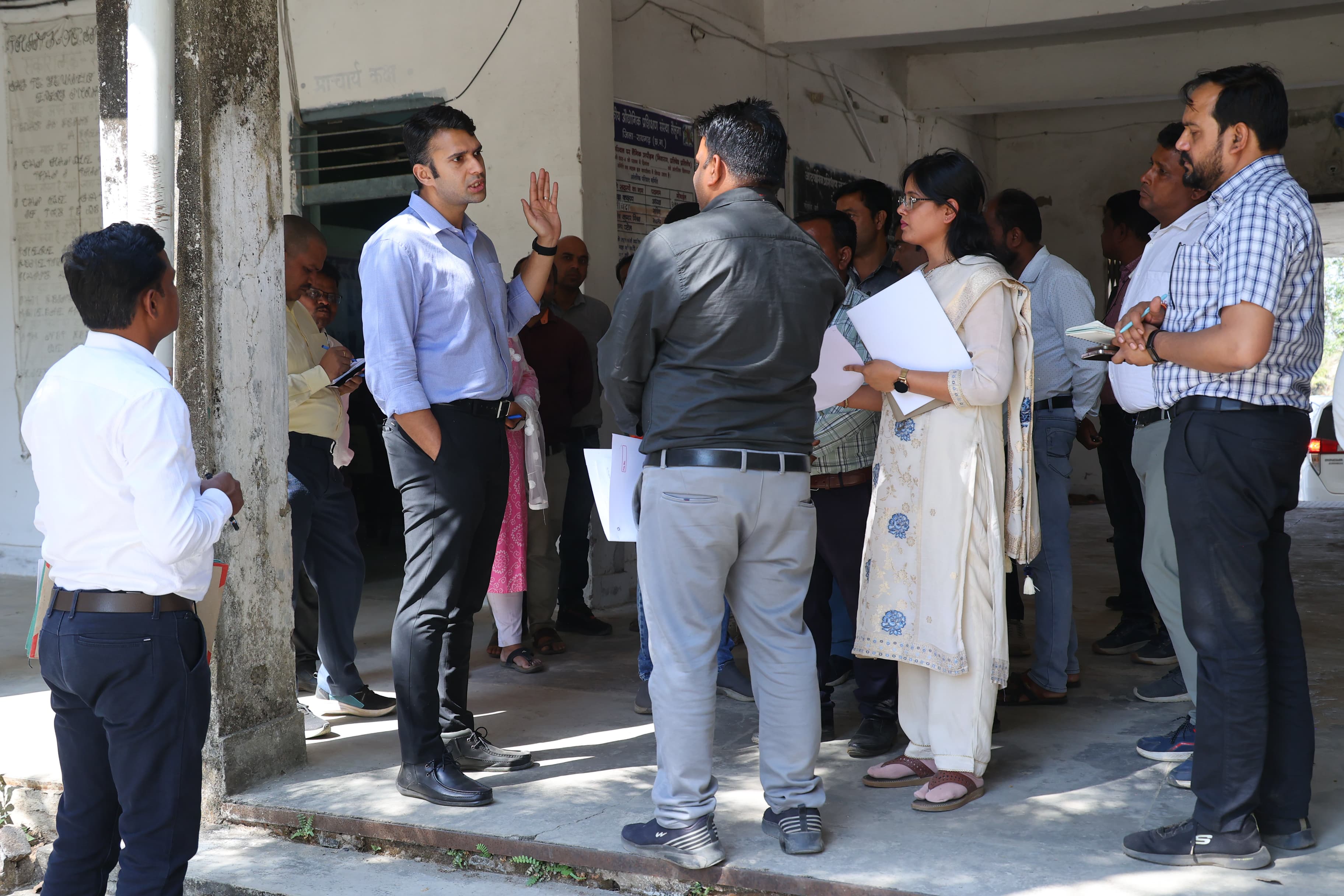 मुख्यमंत्री की दूरदृष्टि पर जिला प्रशासन का अमल,सुदूर वनांचल लैलूंगा में आकार ले रहा एएनए कॉलेज और छात्रावास,कलेक्टर ने किया निरीक्षण