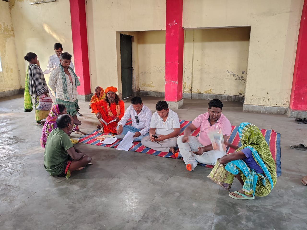 मनरेगा में पारदर्शिता की ओर बड़ा कदम: रायगढ़ जिले में ई-केवाईसी अभियान ने पकड़ी रफ्तार, तमनार ब्लॉक ने हासिल किया 100 प्रतिशत लक्ष्य, बाकी ब्लॉक भी शत-प्रतिशत के करीब