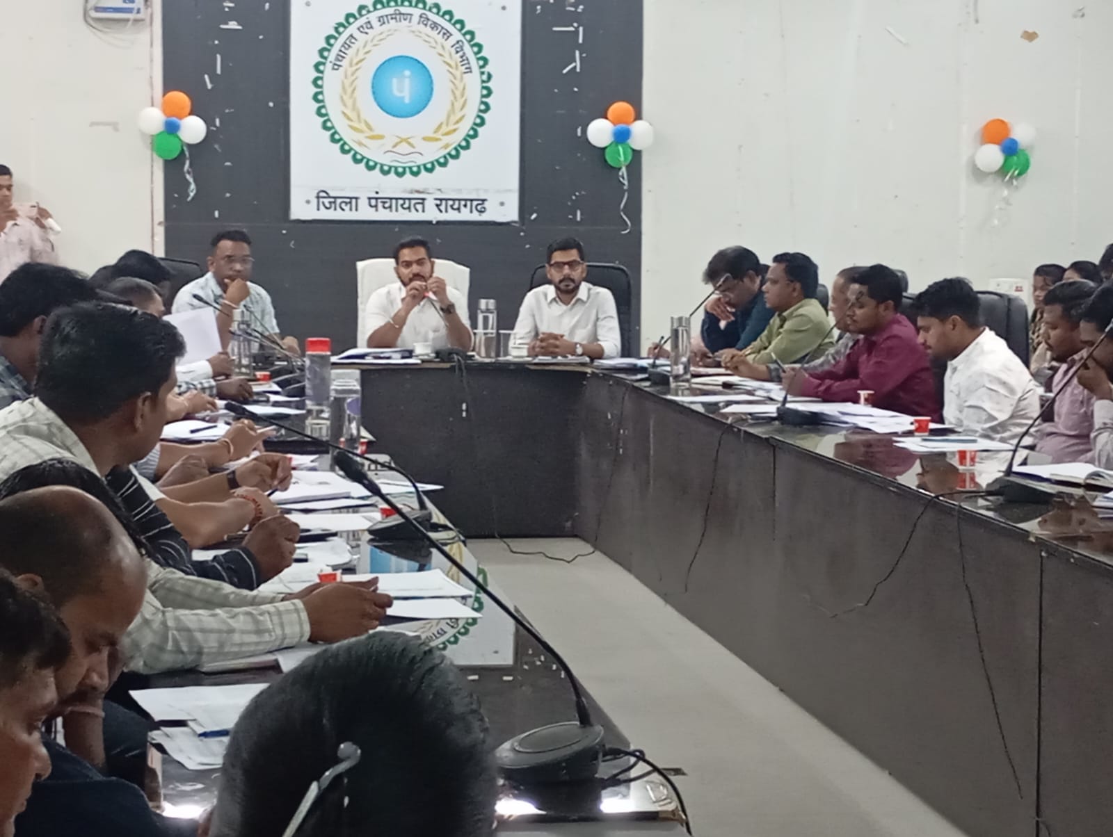 आवास निर्माण में लाएं तेजी, हर सप्ताह होगी प्रगति की समीक्षा-सीईओ,जनपद स्तर पर प्रगति नहीं होने पर संबंधित अमले पर होगी कार्रवाई
