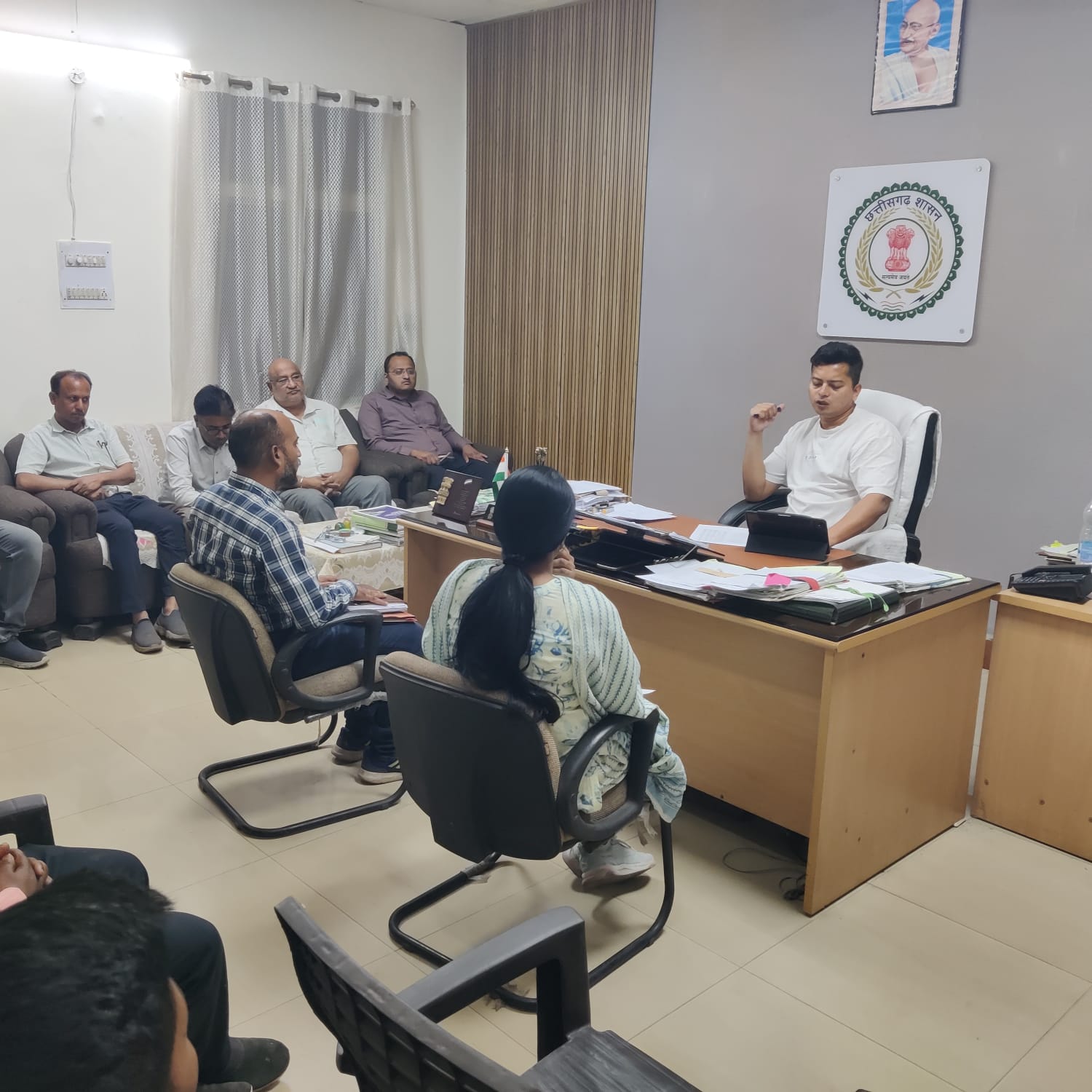 जिले में गैस सिलेण्डर की पर्याप्त उपलब्धता, ऑनलाइन बुकिंग के दिन ही सिलेण्डर वितरण सुनिश्चित करने के निर्देश