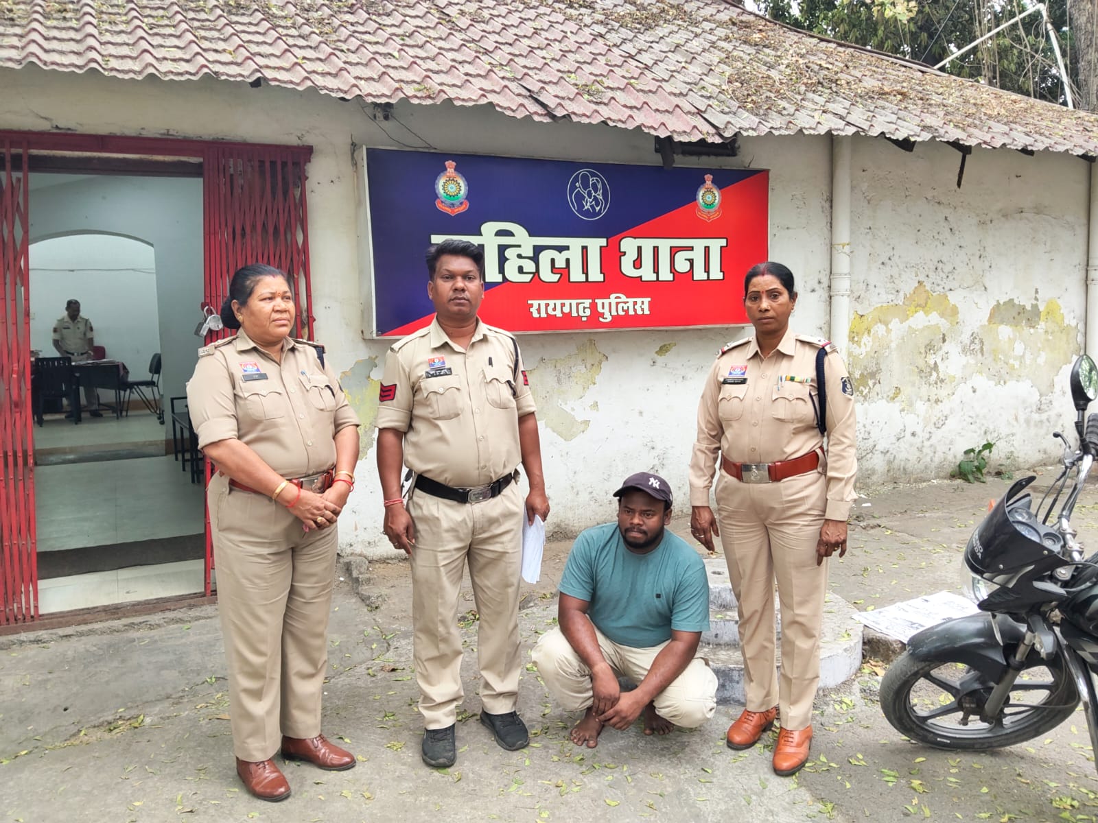 फेसबुक दोस्ती से शुरू हुआ रिश्ता, शादी के झांसे में फंसी युवती के साथ दुष्कर्म &mdash; आरोपी गिरफ्तार, महिला थाना की त्वरित कार्रवाई से पहुंचा सलाखों के पीछे