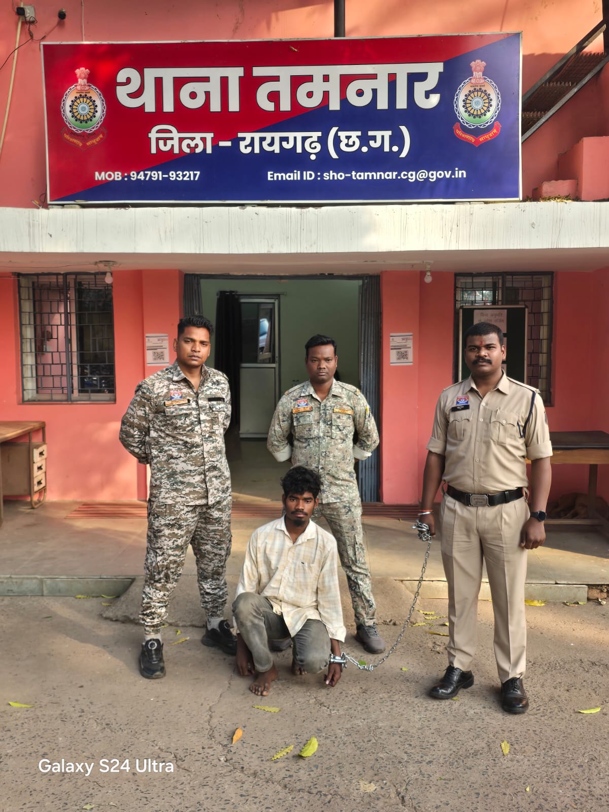 आमाघाट में अफीम की अवैध खेती का भंडाफोड़, 60 हजार से अधिक पौधे जब्त&mdash;झारखंड से फरार आरोपी गिरफ्तार, दूसरे की तलाश तेज