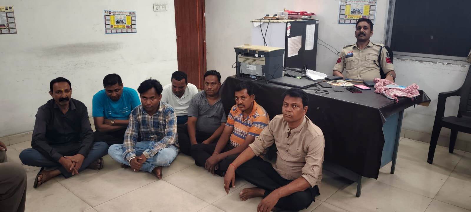 पुलिस का &ldquo;ऑपरेशन अंकुश&rdquo; &mdash; ऑनलाइन क्रिकेट सट्टा और जुआ के खिलाफ कड़ी कार्रवाई, 9 आरोपी अलग-अलग छापों में गिरफ्तार, हजारों की संपत्ति जब्त