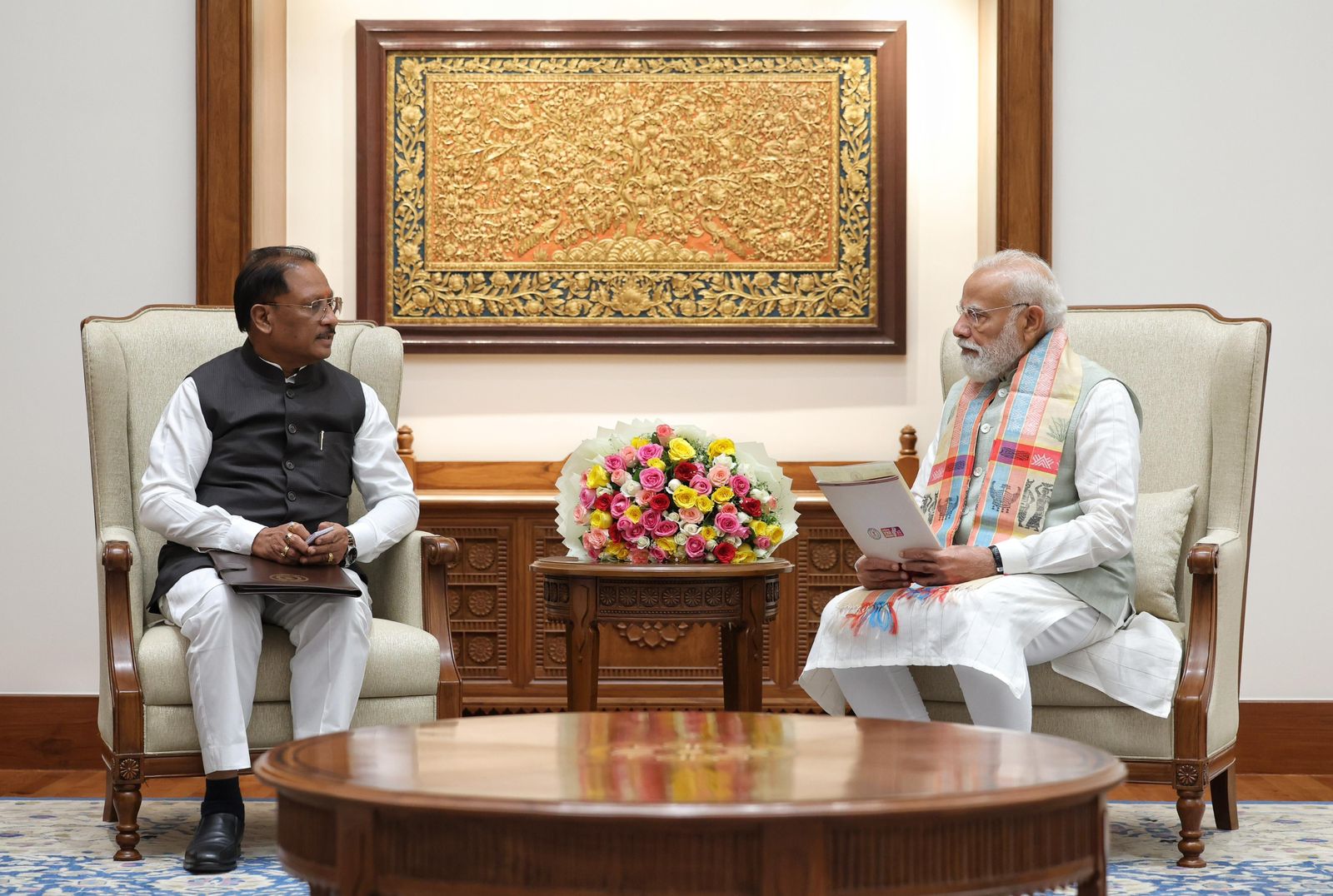 Chief Minister Shri Vishnu Deo Sai presents Bastar Roadmap 2.0 to Prime Minister Shri Narendra Modi, outlines next phase of growth after peace in region