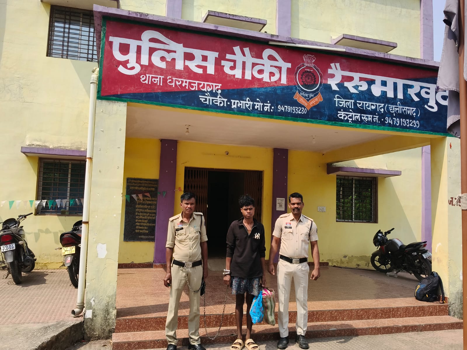 महुआ बीनने गए दंपत्ति के बीच मामूली झगड़ा बना मौत की वजह, गुस्से में पति ने बांस की लकड़ी से किया वार, पत्नी की मौके पर ही मौत&mdash; पुलिस ने कार्रवाई कर आरोपी को भेजा जेल