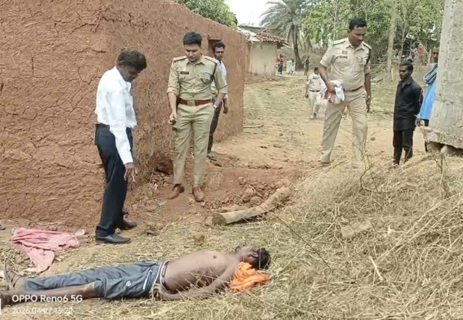 5 हजार रुपये के उधार ने ली जान &mdash; कापू थाना क्षेत्र में युवक की रहस्यमयी मौत निकली हत्या, पुलिस ने अंधे हत्याकांड का किया चौंकाने वाला खुलासा