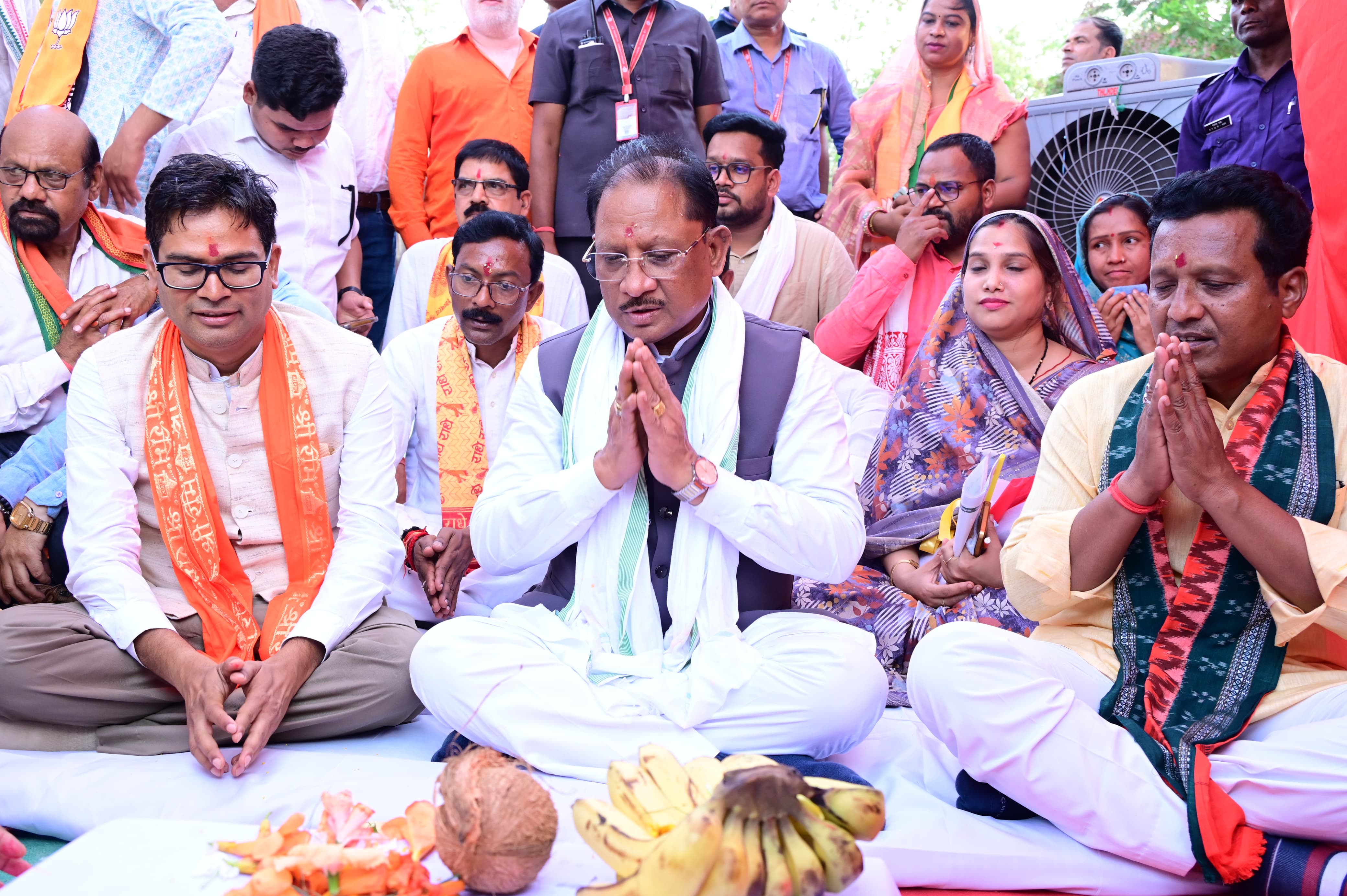 सुशासन तिहार में विकास की सौगात : मुख्यमंत्री श्री विष्णुदेव साय ने रायगढ़ जिले को 102 करोड़ 93 लाख रुपए से अधिक के विकास कार्यों की दी बड़ी सौगात, 24 कार्यों का लोकार्पण एवं भूमिपूजन, सड़कों, सिंचाई, शिक्षा एवं अधोसंरचना को मिलेगी नई गति