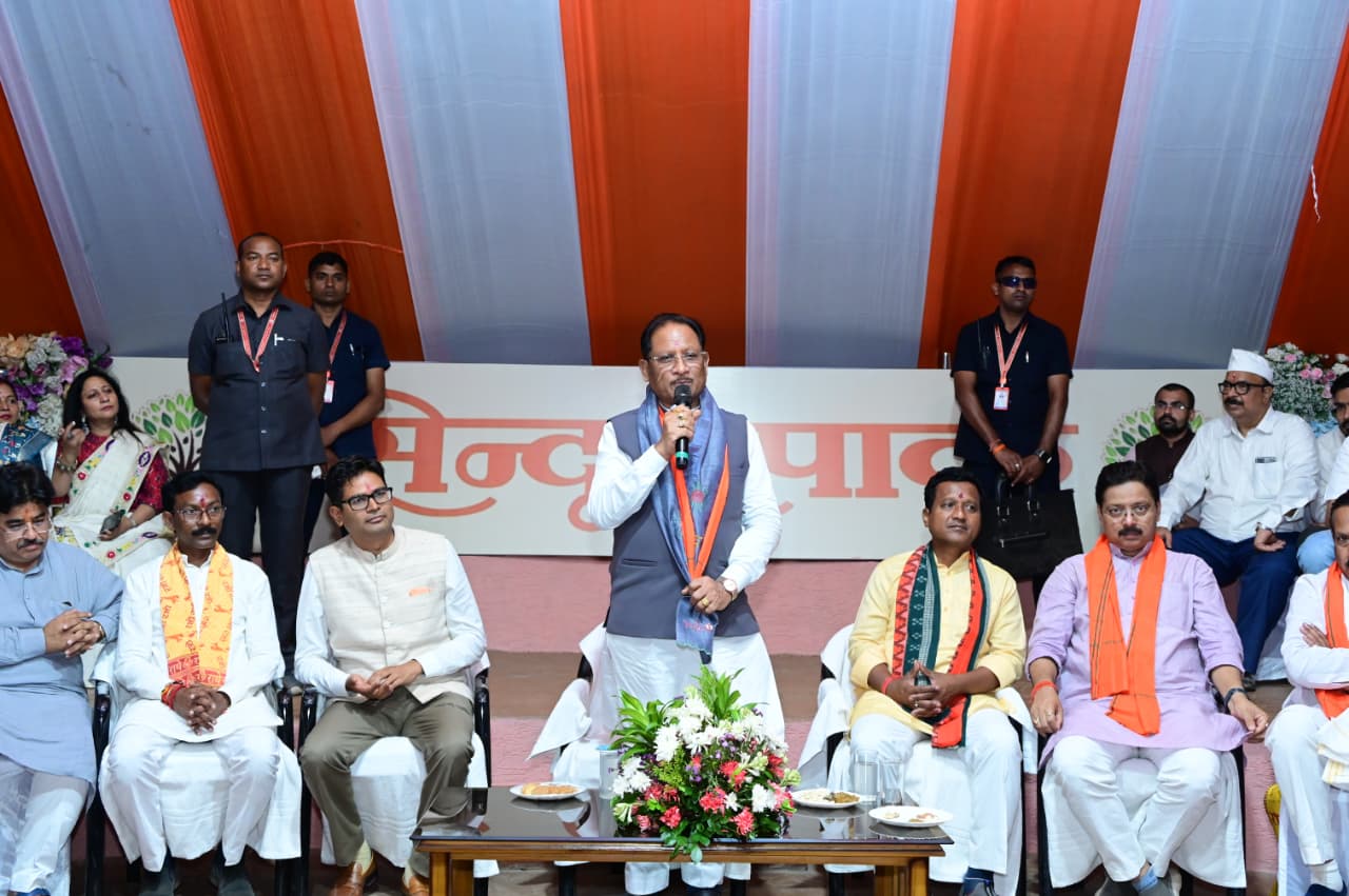 मोदी की गारंटी से बदल रहा छत्तीसगढ़ : मुख्यमंत्री विष्णुदेव साय ने रायगढ़ को दी &lsquo;सिंदूर पार्क&rsquo; की सौगात, बोले &mdash; हर वादा तेजी से हो रहा पूरा