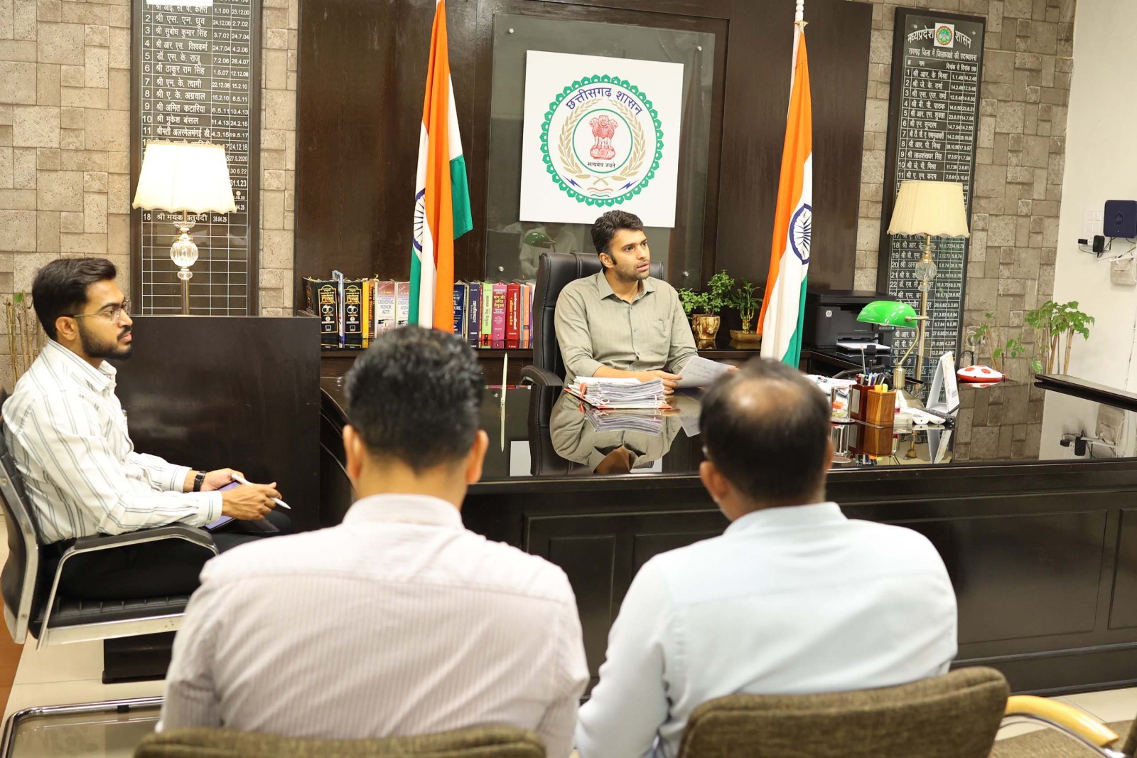 रायगढ़ में खेल सुविधाओं के विस्तार की बड़ी पहल : मिनी स्टेडियम अब स्टेडियम समिति के अधीन, इंडोर गेम्स सप्ताह के सातों दिन संचालित होंगे, स्वीमिंग पूल-सिंथेटिक ट्रैक सहित खेल अधोसंरचना उन्नयन पर लिए गए अहम फैसले