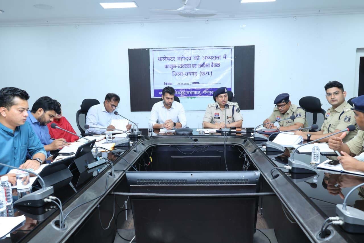 कानून व्यवस्था पर प्रशासन सख्त: बिना अनुमति रैली-जुलूस पर होगी कार्रवाई, नशा कारोबारियों पर पुलिस का शिकंजा, डायल-112 और राह-वीर योजना से मिलेगी त्वरित राहत