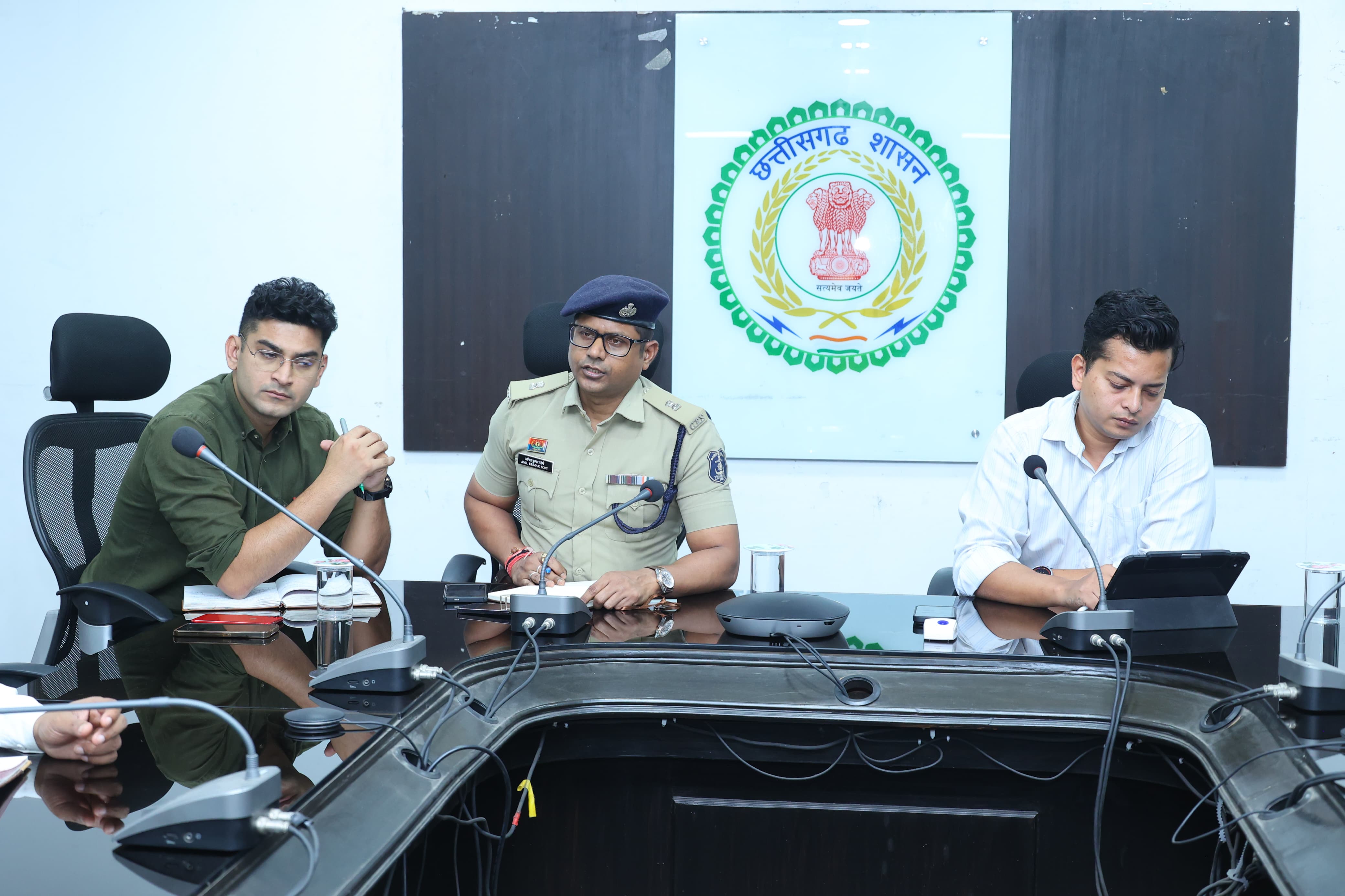 ईद-उल-जुहा पर प्रशासन अलर्ट: नमाज से लेकर सुरक्षा तक हर व्यवस्था दुरुस्त, शांति समिति की बैठक में भाईचारे का संदेश