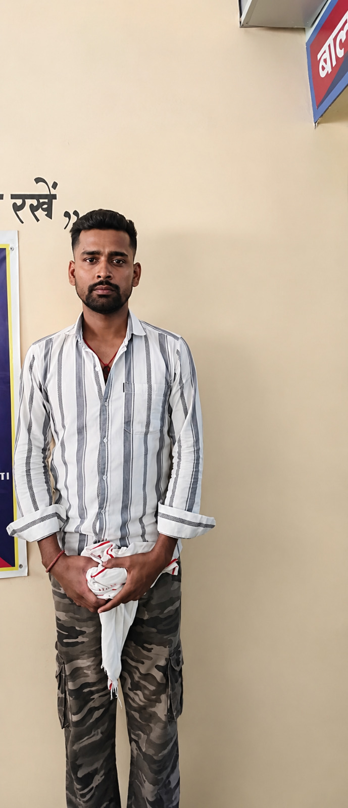 धरमजयगढ़ में &ldquo;ऑपरेशन अंकुश&rdquo; की ताबड़तोड़ कार्रवाई : ऑनलाइन क्रिकेट सट्टा खिलाने वाला आरोपी गिरफ्तार, फरवरी से अब तक 62 सटोरियों पर शिकंजा