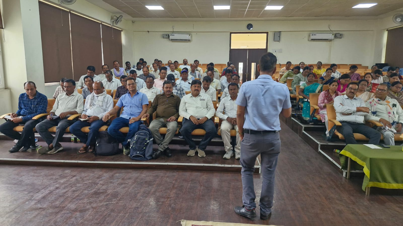 स्कूल खुलने से पहले शिक्षा विभाग की बड़ी तैयारी! प्रवेश उत्सव, FLN मिशन और शैक्षणिक गुणवत्ता सुधार के लिए प्रधान पाठकों का मंथन, हर स्कूल को मिला लक्ष्य आधारित रोडमैप