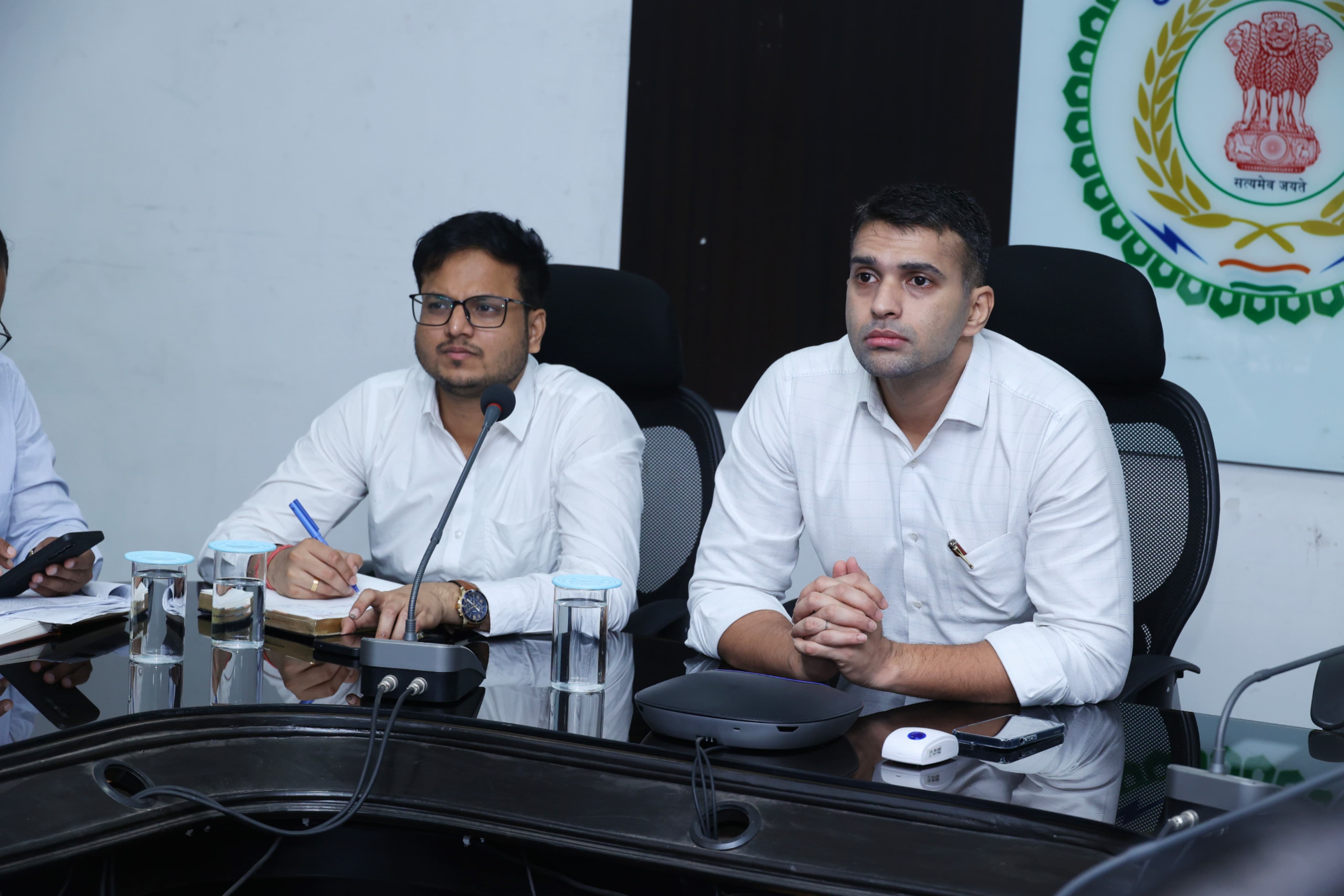 स्वामित्व योजना में तेजी लाने के निर्देश, कलेक्टर ने तहसीलवार समीक्षा कर 30 जुलाई तक लंबित कार्य पूर्ण करने के दिए आदेश
