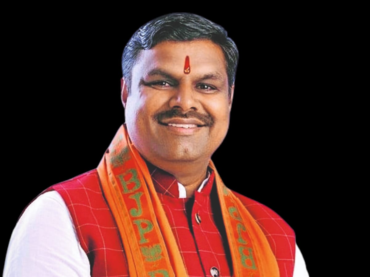 VSK ऐप की तकनीकी खामियों पर शिक्षा मंत्री का बड़ा ऐलान: 15 अगस्त तक होगा समाधान, किसी शिक्षक का वेतन नहीं कटेगा; 85% शिक्षक रोज दर्ज कर रहे ऑनलाइन उपस्थिति