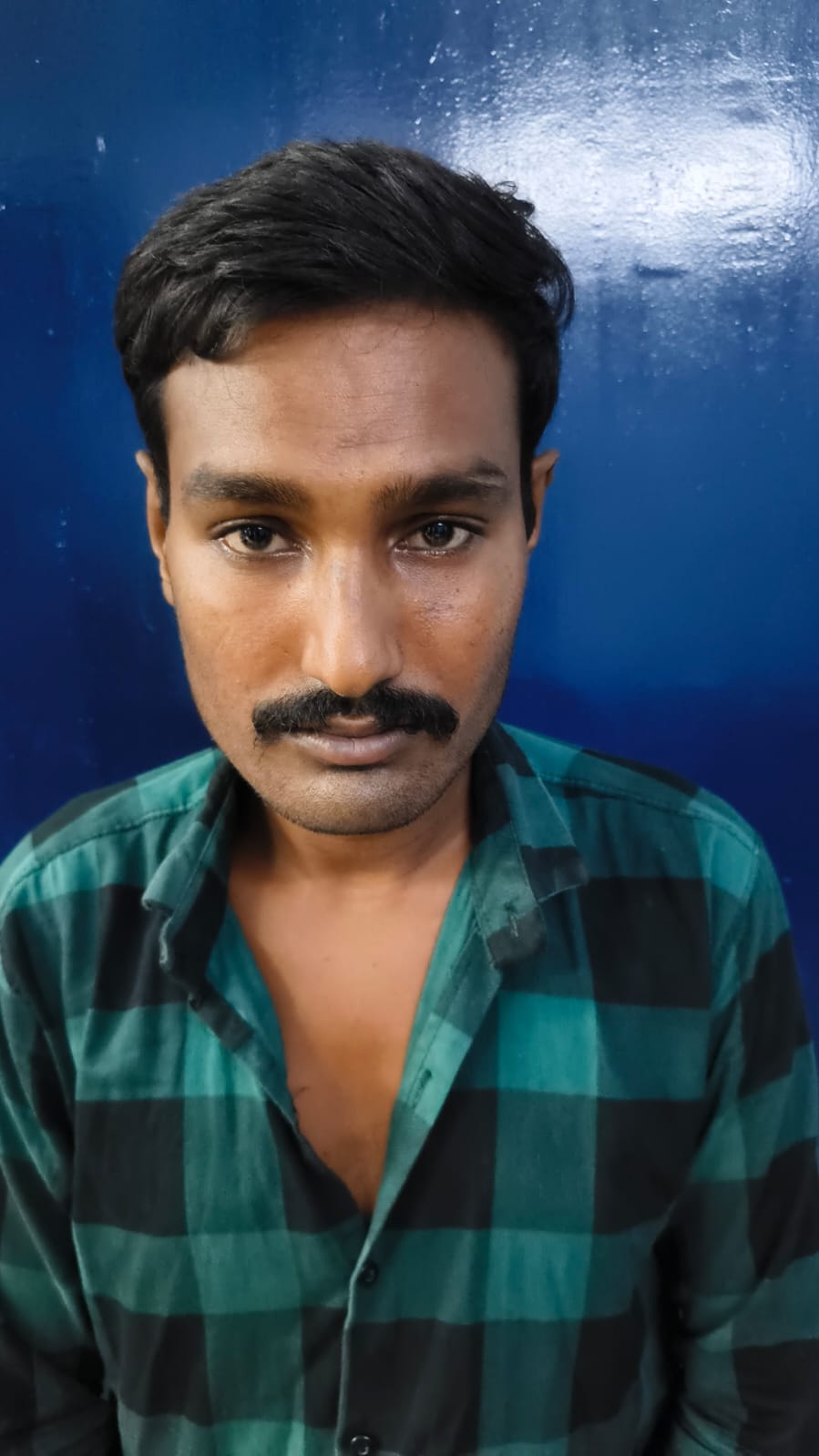 राह चलती महिला से छेड़खानी और धमकी का मामला: चक्रधरनगर पुलिस की 24 घंटे में बड़ी कार्रवाई, दो आरोपी गिरफ्तार कर जेल भेजे