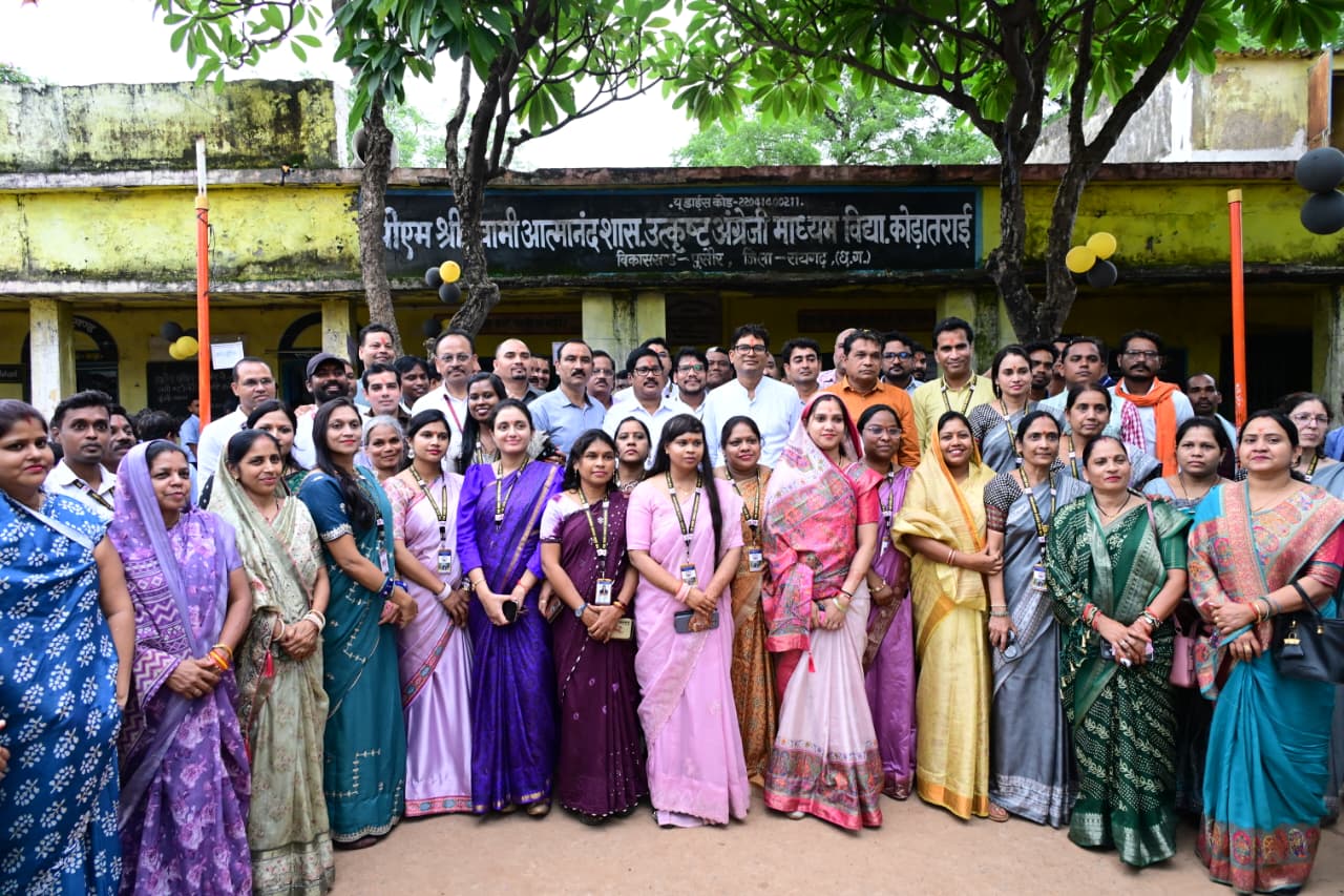 वित्त मंत्री श्री ओ.पी.चौधरी ने कोड़ातराई में पीएम श्री स्कूल भवन निर्माण कार्य का किया भूमिपूजन,1.21 करोड़ की लागत से बनेगा स्कूल भवन, आधुनिक सुविधाओं से सुसज्जित होगा पीएम श्री स्कूल
