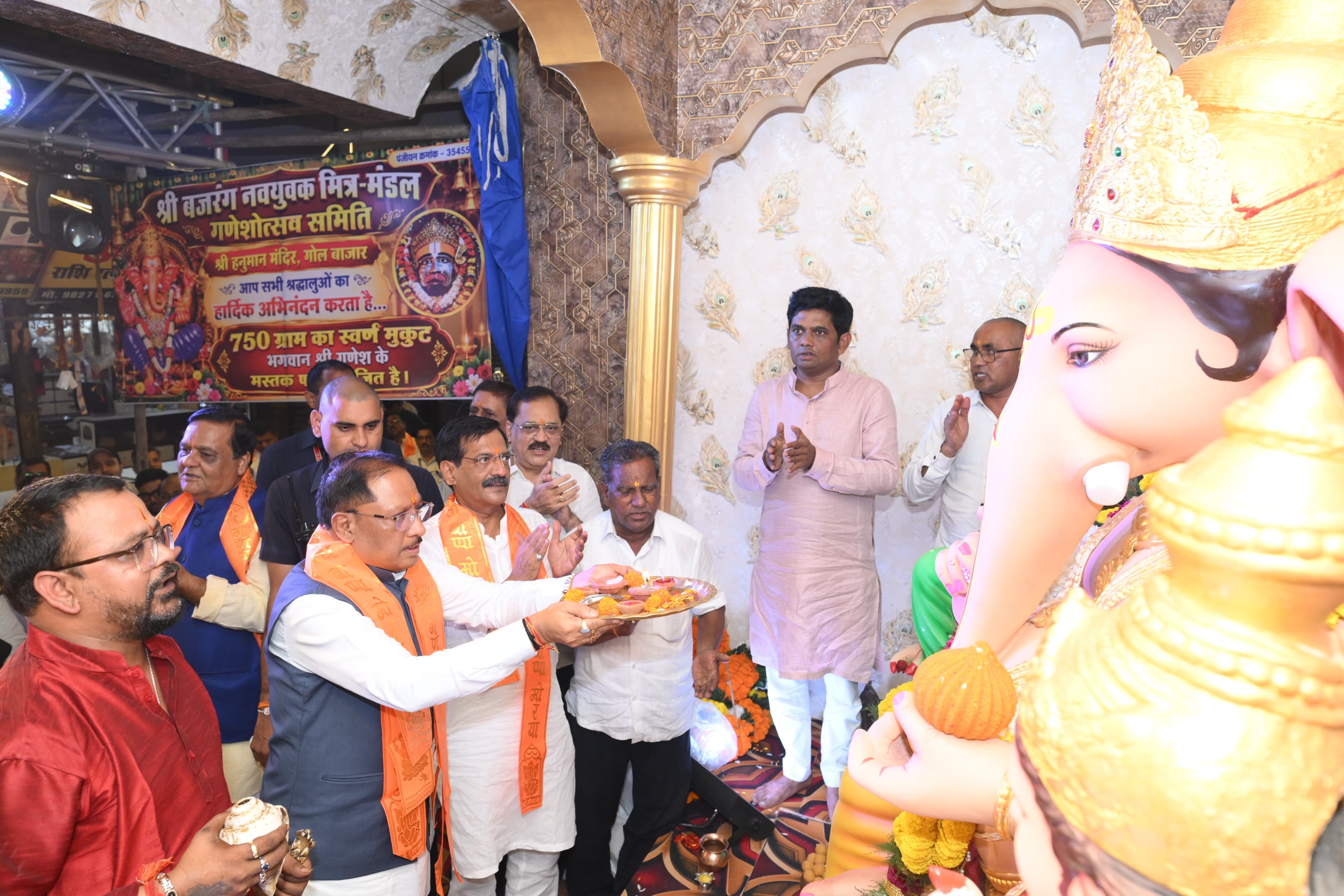 गोल बाजार की 117 साल पुरानी गणेशोत्सव परंपरा में शामिल हुए मुख्यमंत्री साय, विघ्नहर्ता के दरबार में शीश नवाकर प्रदेश की खुशहाली की कामना