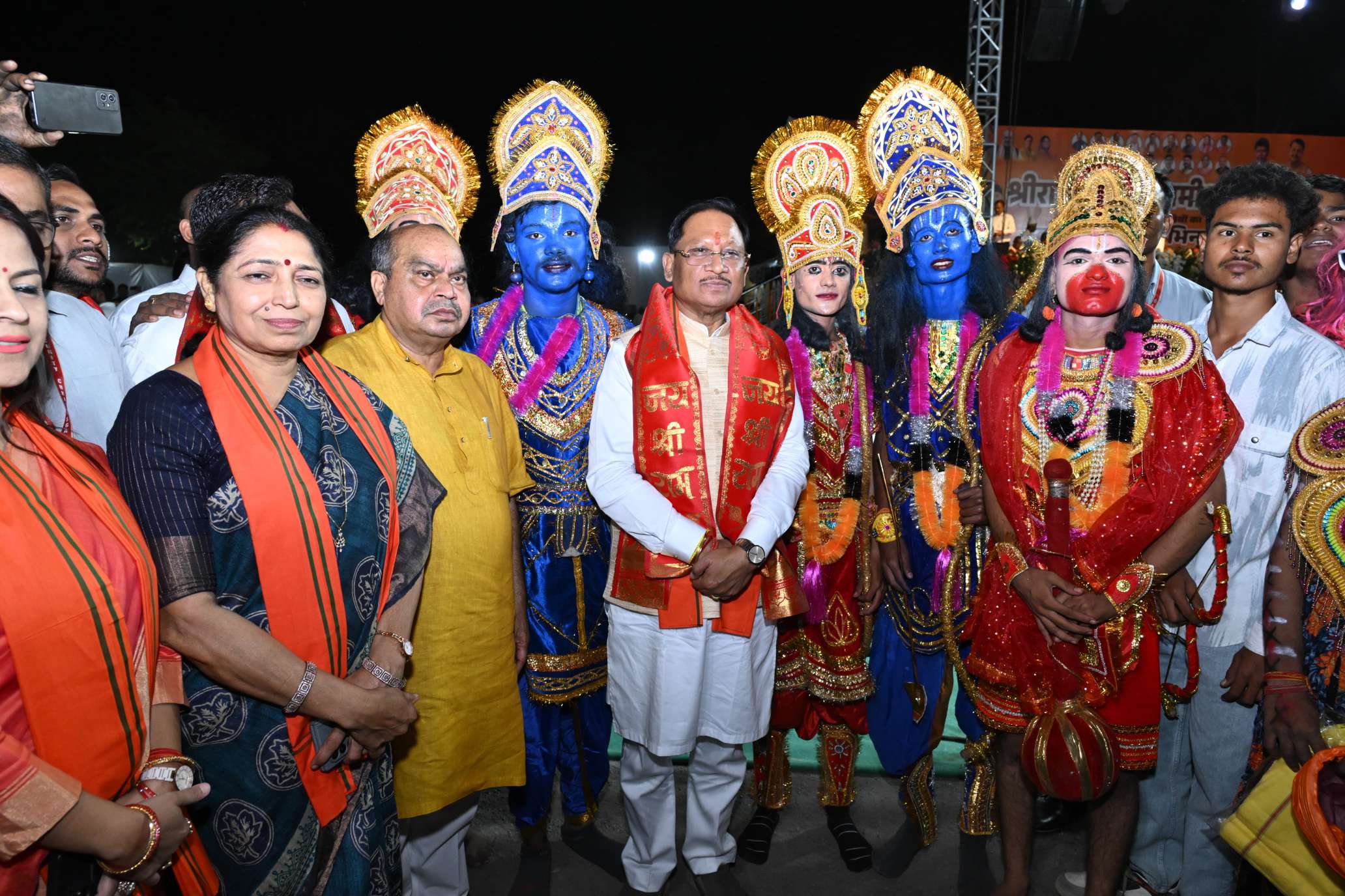श्रीराम के आदर्शों से समृद्ध छत्तीसगढ़ के निर्माण का संकल्प लें प्रदेशवासी : मुख्यमंत्री विष्णु देव साय, रायपुर के ऐतिहासिक डब्ल्यूआरएस मैदान में रावण दहन के साथ दिया सत्य और धर्म का संदेश