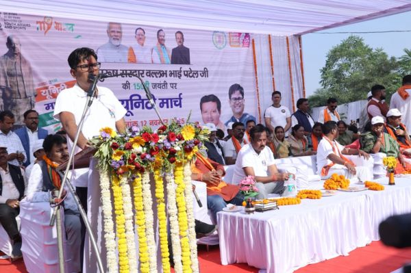 वित्त मंत्री श्री ओ.पी.चौधरी ने कहा- मुख्यमंत्री श्री विष्णुदेव साय के नेतृत्व में &ldquo;विकसित छत्तीसगढ़&rdquo; का सपना साकार हो रहा है,सड़क, स्वास्थ्य, शिक्षा और खेल के क्षेत्र में की कई महत्वपूर्ण घोषणाएं