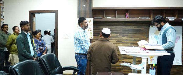 आज के जनदर्शन में कलेक्टर ने सुनी आमजनों की समस्याएँ,अधिकारियों को समयबद्ध एवं पारदर्शी निराकरण के दिए निर्देश