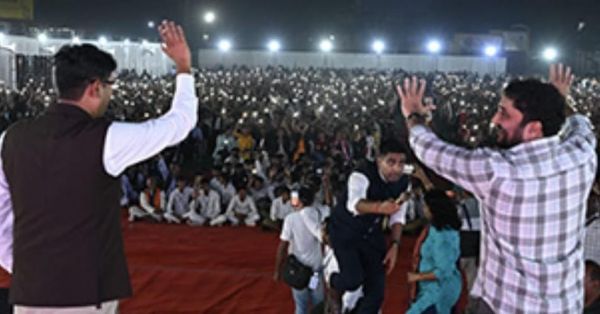 वित्त मंत्री श्री ओपी चौधरी की दूरदर्शी पहल से जिले के युवाओं को मिल रहा अभूतपूर्व कैरियर मार्गदर्शन,21 और पुसौर में 22 नबम्बर को होगा भव्य कैरियर गाइडेंस महोत्सव