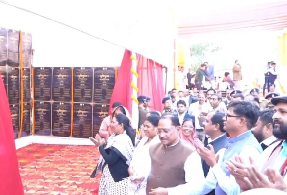 मुख्यमंत्री नारायणपुर में किसान महतारी सम्मेलन कार्यक्रम में 16.84 करोड़ की लागत के 8 कार्यों का लोकार्पण,60.38 करोड़ लागत के 67 कार्यों का किया भूमिपूजन