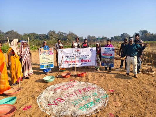जिले के 549 ग्राम पंचायतों में मनाया गया रोजगार एवं आवास दिवस,ग्रामीण विकास को मिली नई गति, योजनाओं से सीधे जुड़े हितग्राही