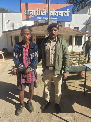 ऑपरेशन शंखनाद: जशपुर पुलिस की बड़ी कार्रवाई, दो अलग-अलग मामलों में 20 गौ वंश तस्करों के चंगुल से मुक्त