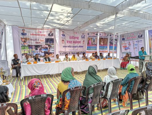 छत्तीसगढ़ राज्य स्थापना की 25वीं वर्षगांठ पर सरगुजा संभाग में रजत जयंती महोत्सव: विद्युत उपभोक्ताओं का सम्मान, छात्रों के लिए प्रतियोगिताएं, और पीएम सूर्यघर मुफ्त सोलर बिजली योजना का जोरदार प्रचार
