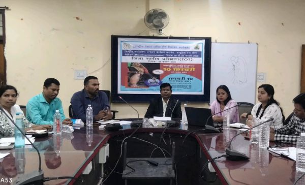 राष्ट्रीय फाइलेरिया उन्मूलन कार्यक्रम के तहत प्रशिक्षकों का प्रशिक्षण एवं समीक्षा बैठक आयोजित