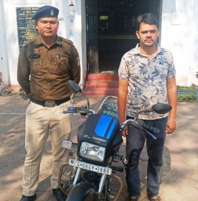 रायगढ़ पुलिस की बड़ी सफलता: ऑपरेशन आघात के तहत फरार एनडीपीएस आरोपी परमेश्वर सोनी को बस स्टैंड से दबोचा गया, घटना में प्रयुक्त मोटरसाइकिल समेत गिरफ्तार
