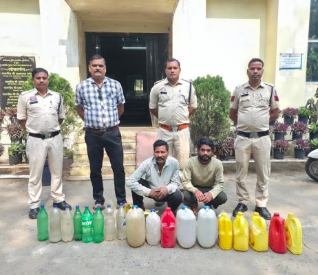 ऑपरेशन आघात&rdquo; का रायगढ़ में जबरदस्त असर &mdash; एक ही दिन में 919 लीटर अवैध शराब जब्त, 36 आरोपी गिरफ्तार, 21 भेजे गए जेल, शराब माफियाओं में मचा हड़कंप