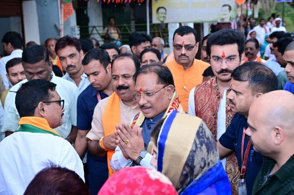 भाजपा स्थापना दिवस पर कुनकुरी में लहराया पार्टी का ध्वज, मुख्यमंत्री विष्णुदेव साय हुए शामिल....