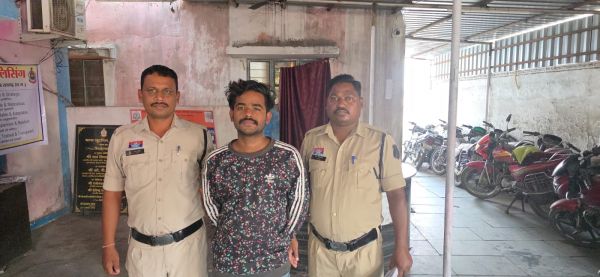&ldquo;ऑपरेशन मुस्कान&rdquo; में रायगढ़ पुलिस की बड़ी कामयाबी&mdash;दो नाबालिग बालिकाएं अलग-अलग राज्यों से सकुशल बरामद, जालंधर और अंबिकापुर से रेस्क्यू ऑपरेशन सफल, दोनों मामलों में आरोपियों पर पोक्सो एक्ट के तहत कड़ी कार्रवाई