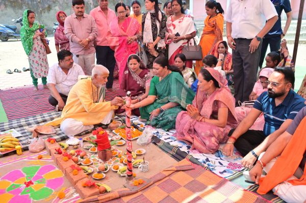 विकास की रफ्तार, जनसेवा का विस्तार और समरसता का संदेश&mdash;पत्थलगांव में विधायक गोमती साय का ताबड़तोड़ जनसंपर्क अभियान