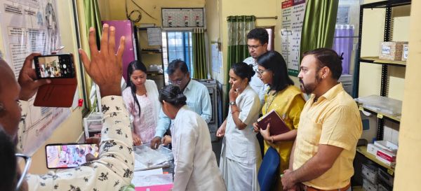 स्वास्थ्य अमले ने किया स्वास्थ्य सेवाओं की गुणवत्ता सुधारने औचक निरीक्षण,हाई रिस्क गर्भवती महिलाओं की देखभाल, संस्थागत प्रसव और टीकाकरण पर विशेष जोर