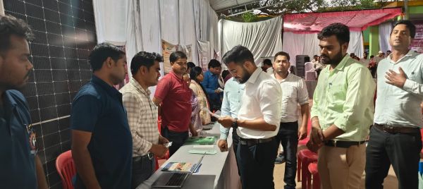 सुशासन तिहार में उमड़ा जनविश्वास: धौराभांठा शिविर में 18 गांवों के हजारों ग्रामीणों ने उठाया योजनाओं का लाभ, 1267 आवेदन प्राप्त, मौके पर हुआ त्वरित निराकरण